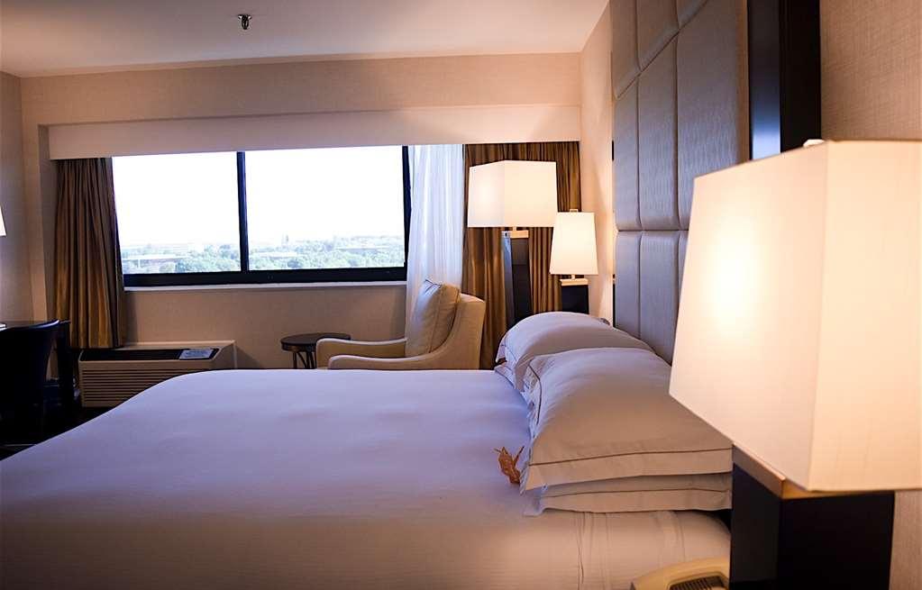 Apa Hotel Woodbridge Iselin Phòng bức ảnh